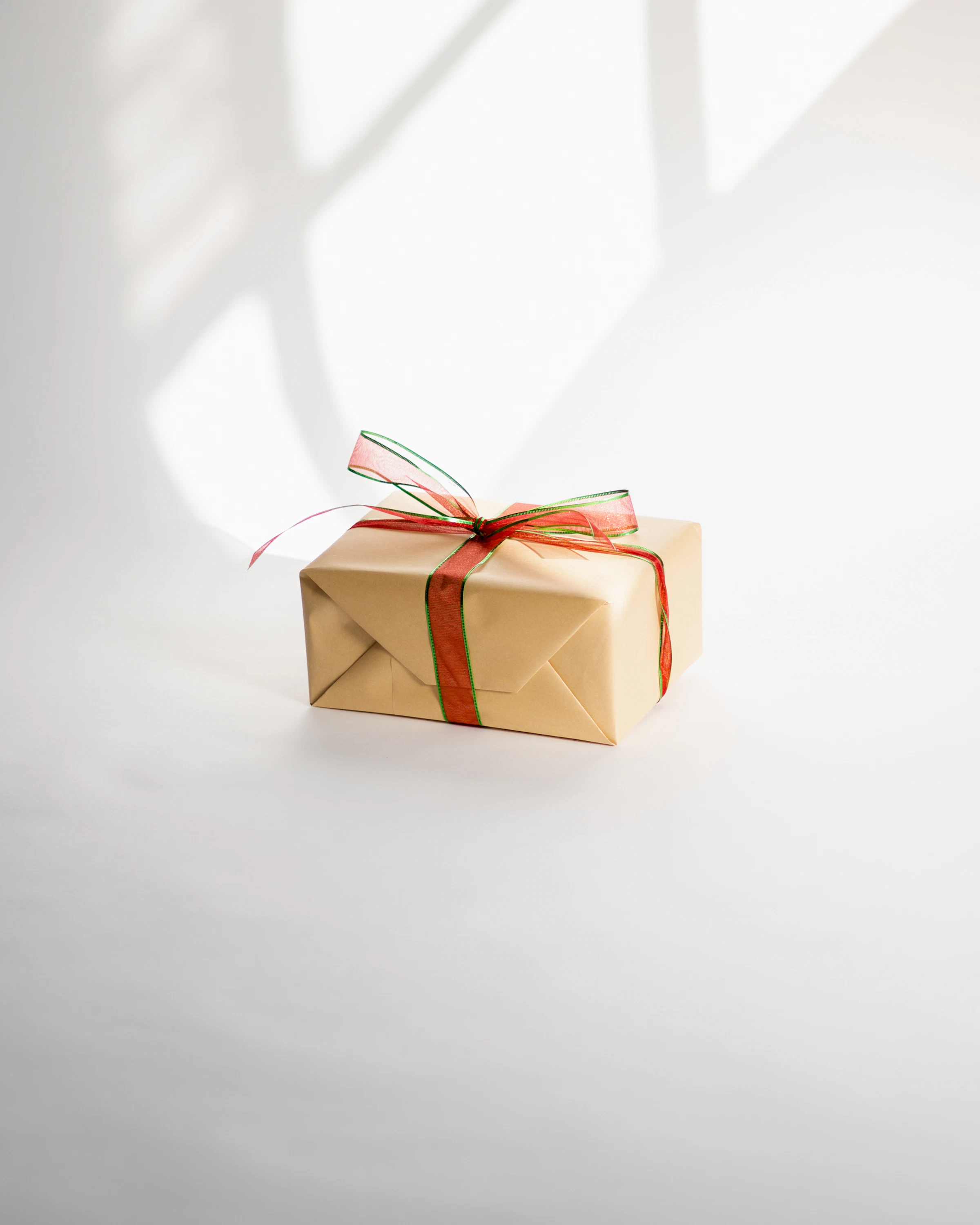 Patrick Perkins_1755528328052_unsplash_id_1_uZC1xLJww.webp